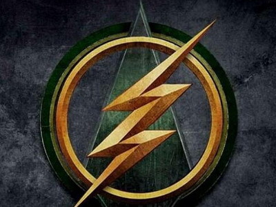 Logo del crossover de The Flash vs Arrow