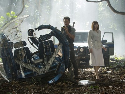 Chris Pratt y Bryce Dallas Howard protagonizan 'Jurassic World'