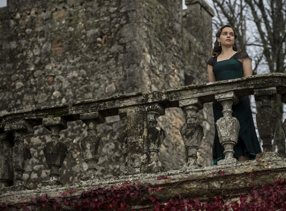 La actriz Emilia Clarke, en la primera imagen de 'Voice from the Stone'