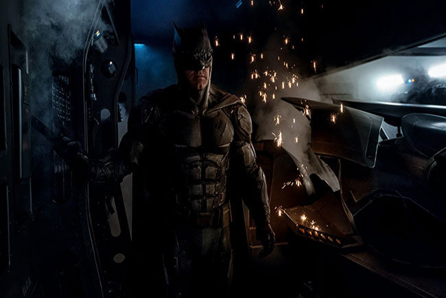 El traje táctico de Batman en 'Justice League' destacada