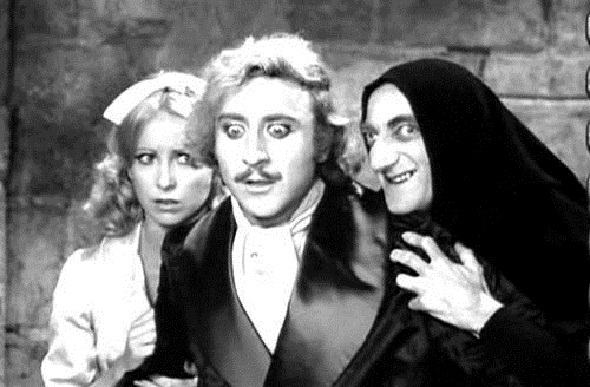 El Jovencito Frankenstein-interior