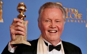 Jon Voight, mejor actor de reparto miniserie o película para TV