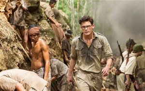 Jeremy Irvine encarna al joven Lomax en 'Un largo viaje'