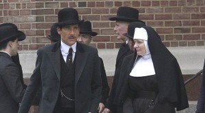 Clive Owen y Cara Seymour en 'The knick'