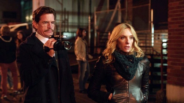 Thomas Haden Church y Toni Collette en 'Lucky them'