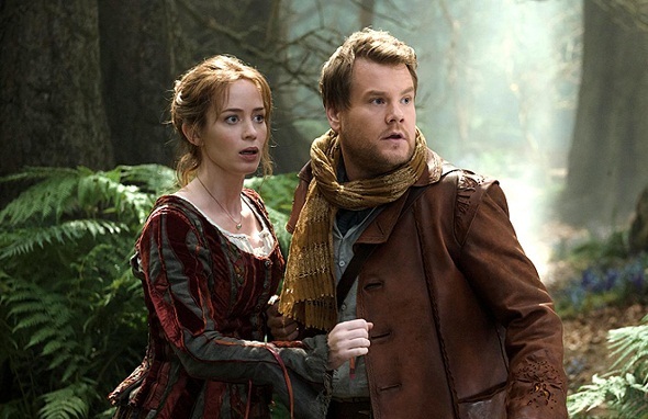 James Corden y Emily Blunt dan vida al panadero y su mujer