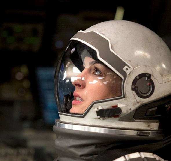 Anne Hathaway es otra de las protagonistas del film