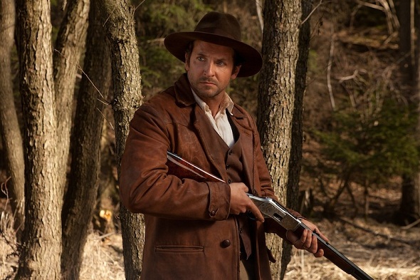 Bradley Cooper, arma en ristre en 'Serena'