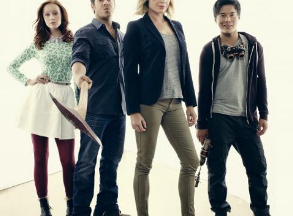 Parte del reparto de 'The Librarians', la nueva serie de TNT