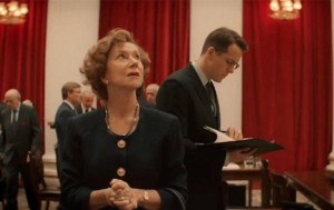 Helen Mirren y Ryan Reynolds en el film