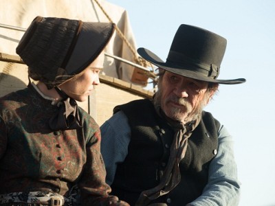 Tommy Lee Jones y Hilary Swank en 'The homesman'
