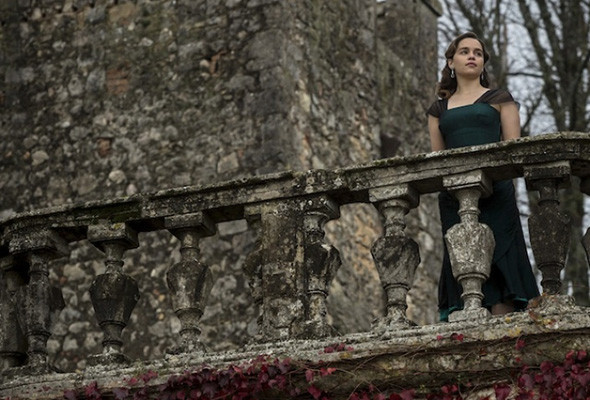 La actriz Emilia Clarke, en la primera imagen de 'Voice from the Stone'