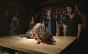 Fotograma de Zombeavers (castores zombies)