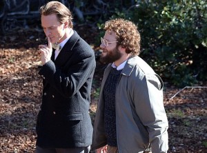 Michael Fassbender y Seth Rogen en el rodaje de 'Steve Jobs'