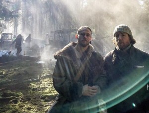 Hunnam y Ritchie en el rodaje de 'Knights of the round table'