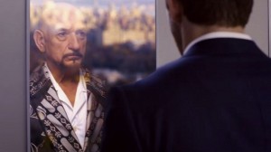 Ryan Reynolds ve a Ben Kingsley en el espejo