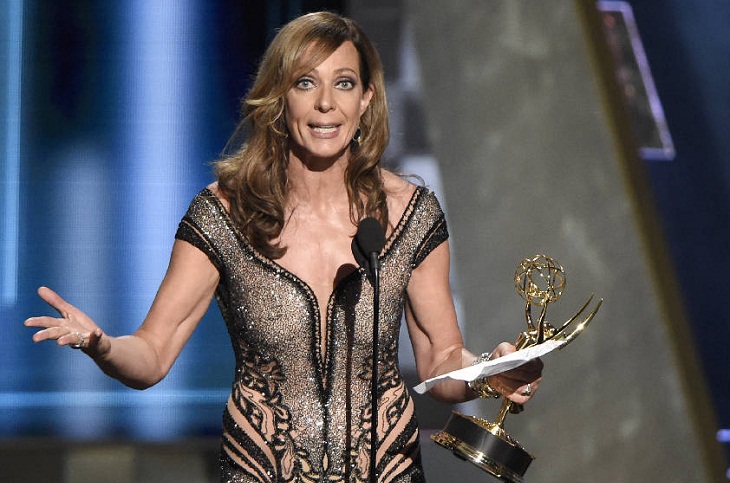 Allison Janney, mejor actriz de reparto en comedia