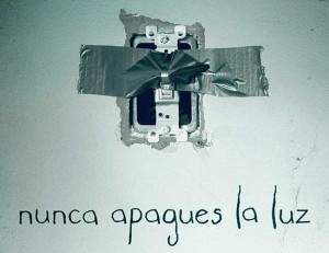 Nunca apagues la luz (Lights out) destacada