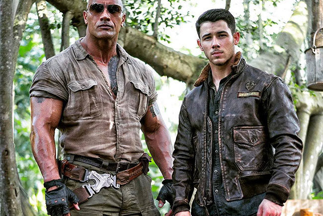Nick Jonas y Dwayne Johnson destacada