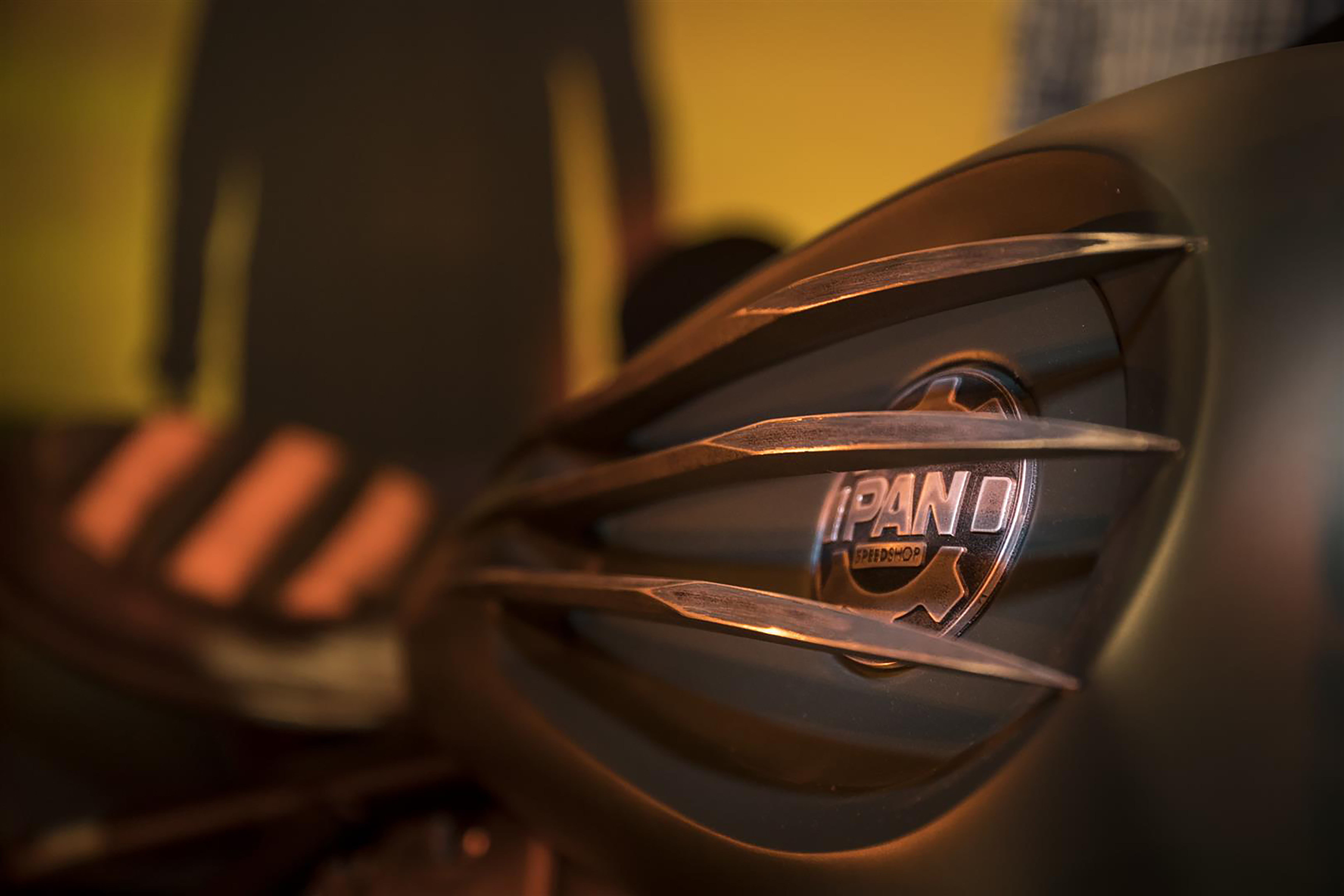 nt_17_lamotodelogan-interior2