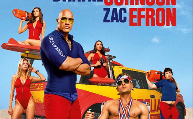 Póster en español de 'Baywatch: Los Vigilantes de la Playa' destacada