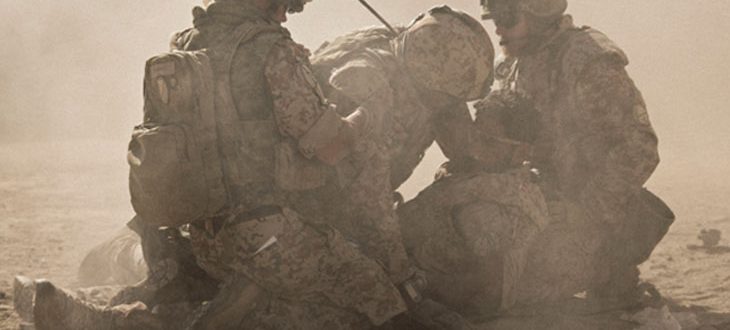 Fotograma de la película 'A war'
