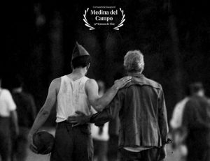 Póster de 'Intermedio' destacada