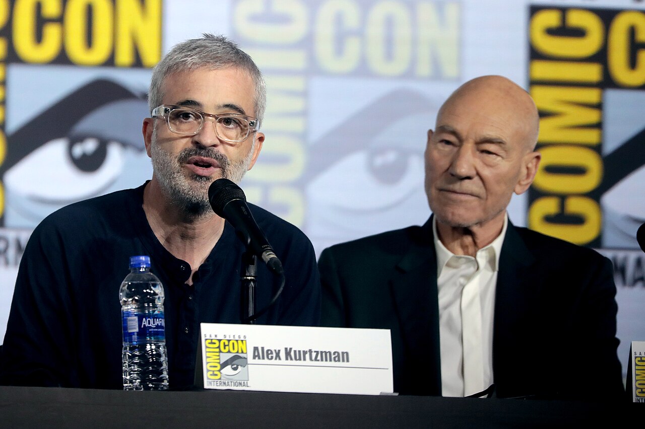 Alex Kurtzman y Patrick Stewart durante la presentación de Star Trek: Picard en 2019